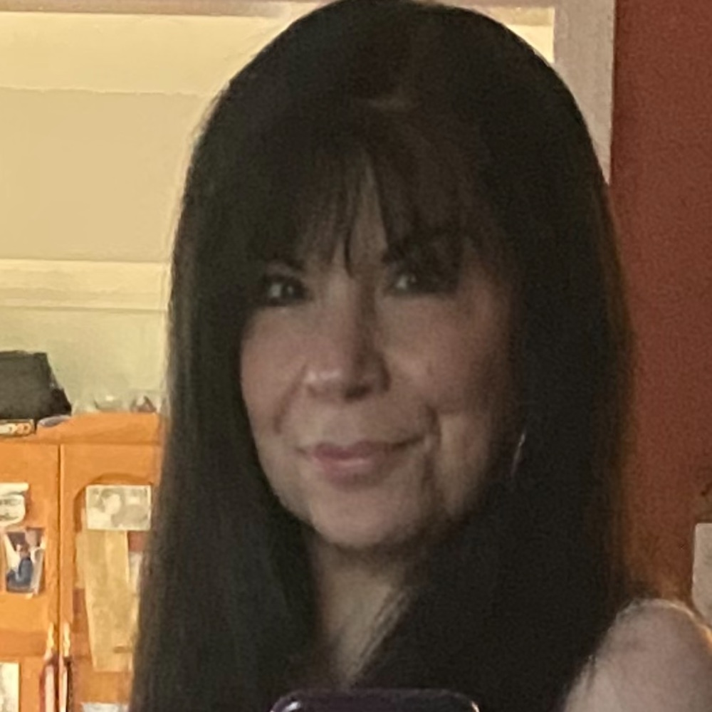 Meet your Posher, Debbie